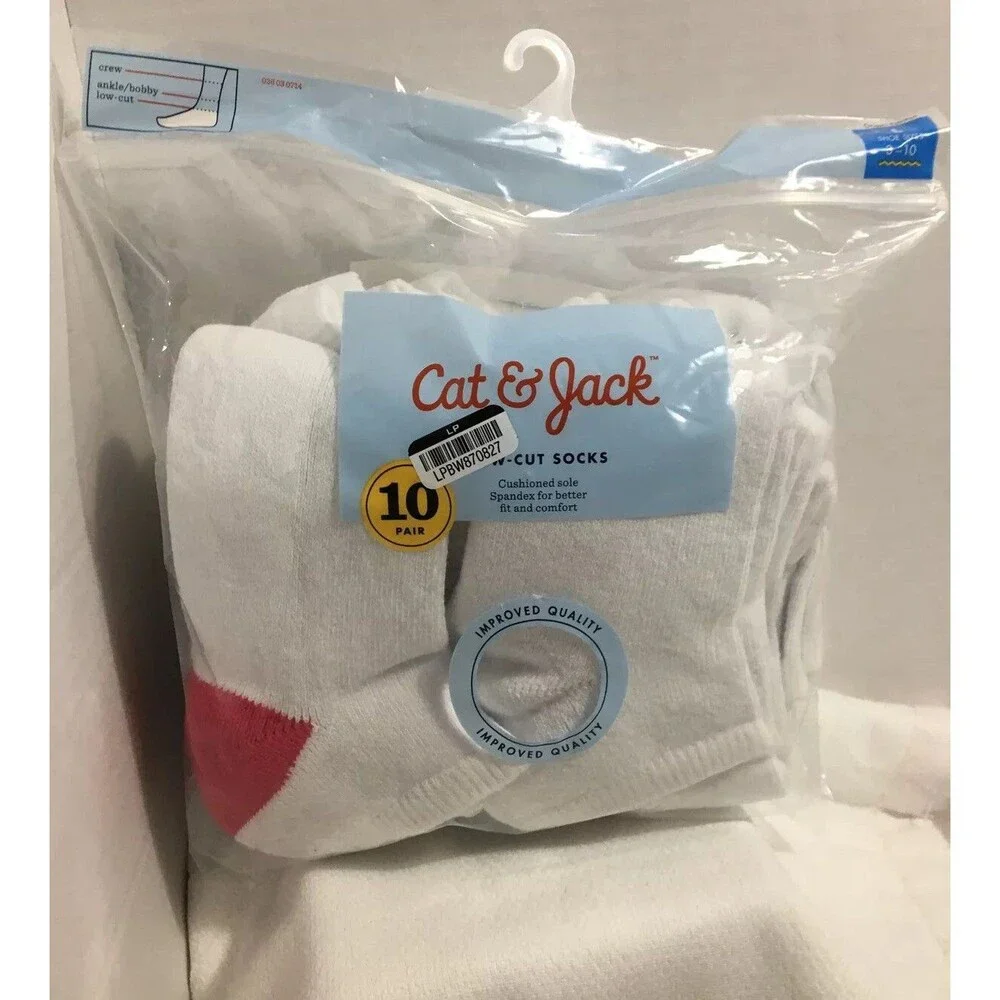 Girls' 10pk Low Cut Athletic Socks - Cat & Jack; Large Cushioned Sole.